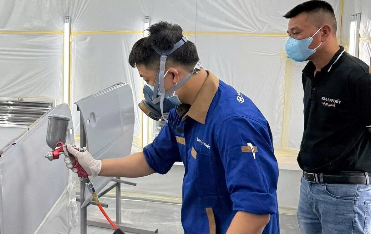 Kỹ thuật Công nghệ Sơn ô tô z6649798340825_f7d6764f1d3aa0467f6f2bbe07c0d67c - Copy
